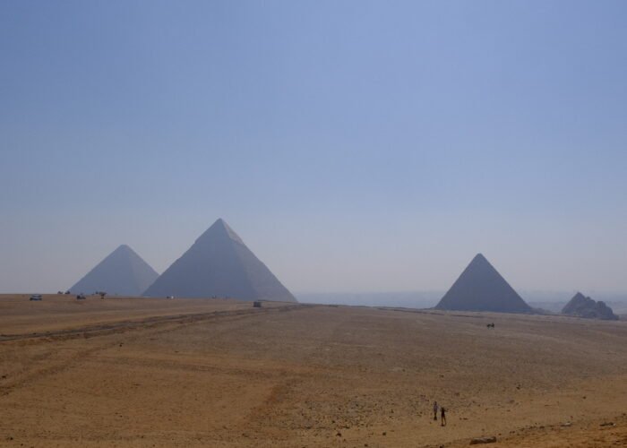 Panorama das Pirâmides de Gizé, no Egito
